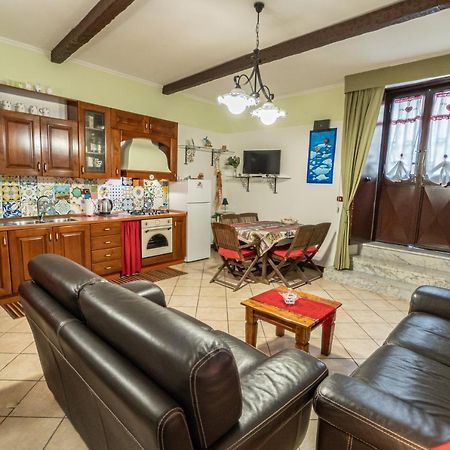 Casarella Chiara Apartment Naples Luaran gambar