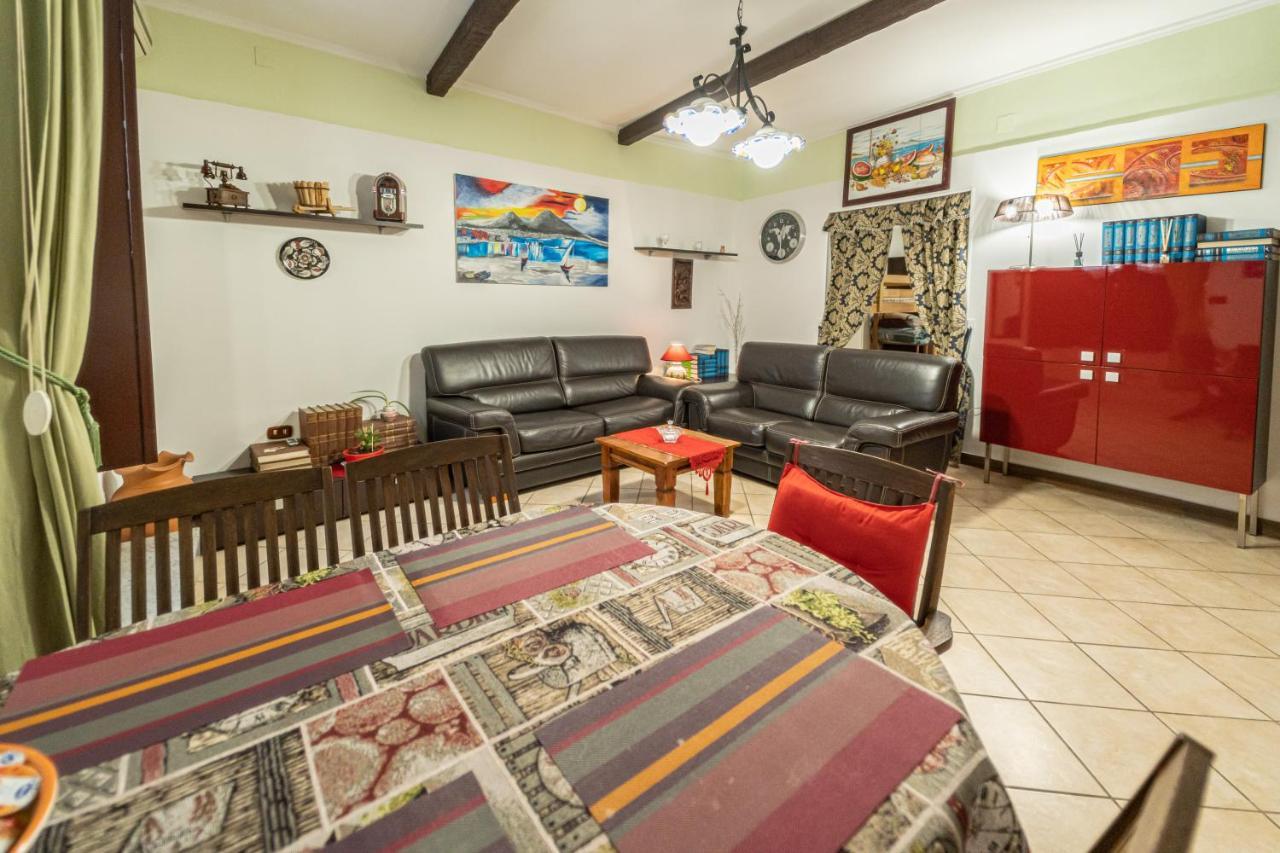 Casarella Chiara Apartment Naples Luaran gambar