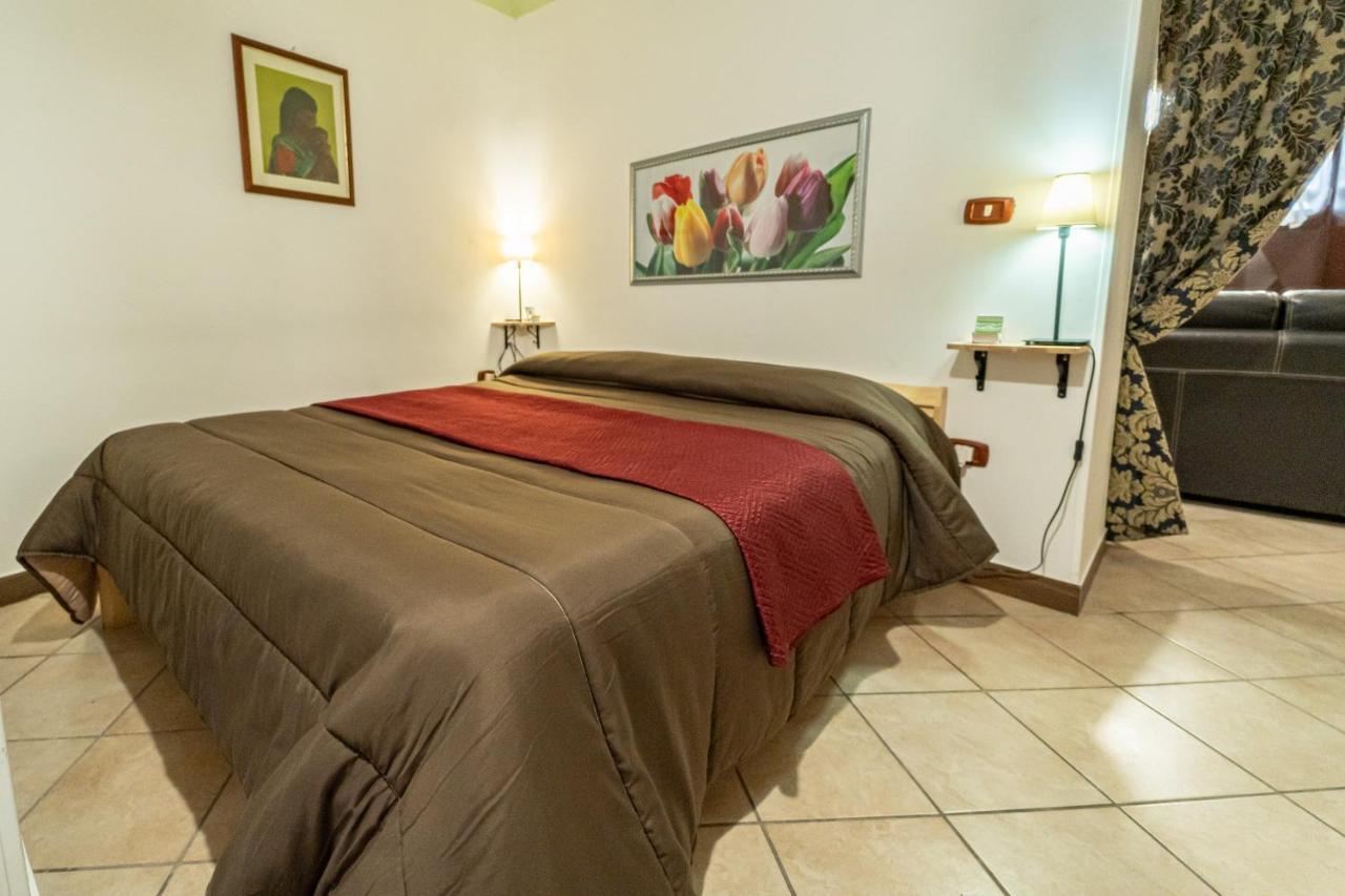 Casarella Chiara Apartment Naples Luaran gambar